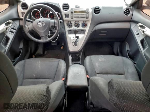 ✅ 2009 Toyota Matrix S • VIN: 2T1LE40E79C010030 • Lot: 96225915. Listed on Copart with 178,325 mi. Free auction sales archive from the USA and detailed vehicle history report at DreamBid. Image 8.