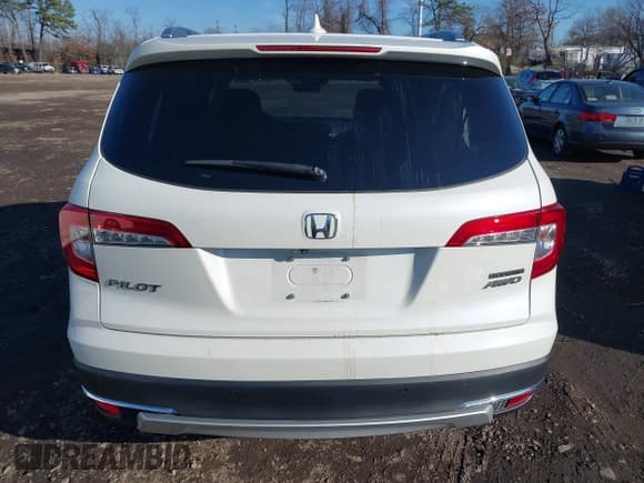 ✅ 2019 Honda Pilot Touring 8-Passenger • VIN: 5FNYF6H99KB024891 • Лот: 43838516. Опубликован ранее на IAAI с пробегом 82 711 миль. Бесплатный доступ к архиву аукционных продаж из США и подробный отчёт об истории автомобиля на DreamBid. Изображение 16.