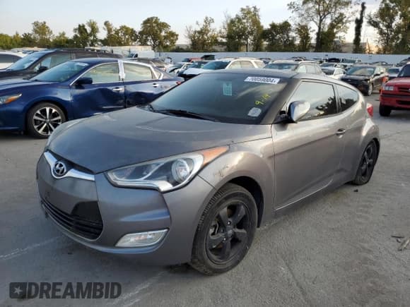 ✅ 2013 Hyundai Veloster w/Gray Int • VIN: KMHTC6AD9DU160820 • Lot: 70059004. Wystawiony na Copart z przebiegiem Nie podano. Bezpłatny archiwum sprzedaży aukcyjnych z USA i szczegółowy raport historii pojazdu na DreamBid. Zdjęcie 1.