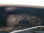 ✅ 2005 Chevrolet Silverado 1500 Z71 • VIN: 1GCEK19Z35Z207458 • Лот: 62035164. Опубликован ранее на Copart с пробегом 183 152 миль. Бесплатный доступ к архиву аукционных продаж из США и подробный отчёт об истории автомобиля на DreamBid. Изображение 18.