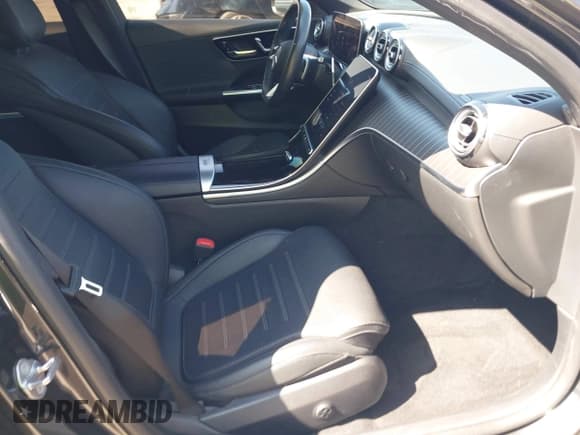 ✅ 2023 Mercedes-Benz C 300 • VIN: W1KAF4GB9PR108212 • Lot: 42148075. Listed on IAAI with 34,954 mi. Free auction sales archive from the USA and detailed vehicle history report at DreamBid. Image 5.