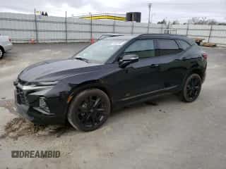 2020 Chevrolet Blazer RS z VIN 3GNKBKRS2LS727163, wystawiony jako Copart lot #43857363 z przebiegiem 21 982 mil mil oraz . Historia ofert i sprzedaży dostępna na DreamBid. Obrazek 1.