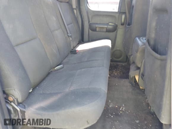 ✅ 2012 Chevrolet Silverado 1500 LS • VIN: 1GCRCREAXCZ122014 • Lot: 43258193. Wystawiony na IAAI z przebiegiem 114 935 mil. Bezpłatny archiwum sprzedaży aukcyjnych z USA i szczegółowy raport historii pojazdu na DreamBid. Zdjęcie 8.