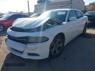 ✅ 2017 Dodge Charger SE • VIN: 2C3CDXBG6HH541084 • Lot: 43588829. Wystawiony na IAAI z przebiegiem 279 310 mil. Bezpłatny archiwum sprzedaży aukcyjnych z USA i szczegółowy raport historii pojazdu na DreamBid. Zdjęcie 2.