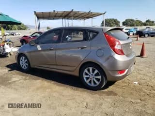✅ 2012 Hyundai Accent SE • VIN: KMHCU5AE3CU017666 • Лот: 75546844. Опубликован ранее на Copart с пробегом 139 039 миль. Бесплатный доступ к архиву аукционных продаж из США и подробный отчёт об истории автомобиля на DreamBid. Изображение 2.