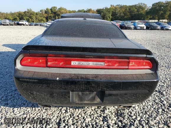 ✅ 2014 Dodge Challenger SXT • VIN: 2C3CDYAG9EH302356 • Lot: 77893344. Wystawiony na Copart z przebiegiem 155 123 mil. Bezpłatny archiwum sprzedaży aukcyjnych z USA i szczegółowy raport historii pojazdu na DreamBid. Zdjęcie 6.