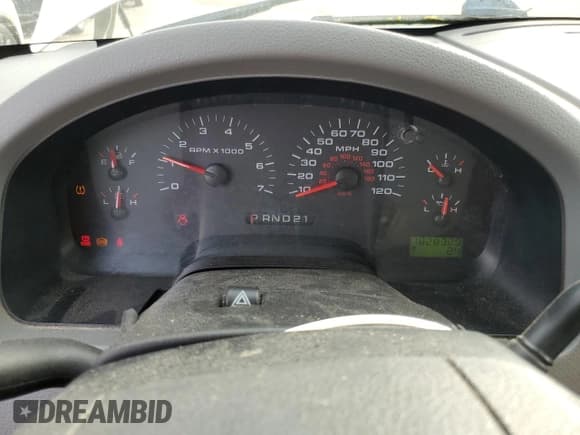 ✅ 2008 Ford F-150 STX • VIN: 1FTRX14W78KD72619 • Lot: 80852585. Listed on Copart with 182,832 mi. Free auction sales archive from the USA and detailed vehicle history report at DreamBid. Image 9.