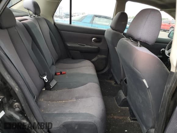 ✅ 2007 Nissan Versa SL • VIN: 3N1BC11E97L422588 • Lot: 59895555. Wystawiony na Copart z przebiegiem 170 908 mil. Bezpłatny archiwum sprzedaży aukcyjnych z USA i szczegółowy raport historii pojazdu na DreamBid. Zdjęcie 11.