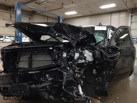 ✅ 2021 Chevrolet Silverado 1500 RST • VIN: 1GCUYEED8MZ434820 • Lot: 42314650. Wystawiony na IAAI z przebiegiem Nie podano. Bezpłatny archiwum sprzedaży aukcyjnych z USA i szczegółowy raport historii pojazdu na DreamBid. Zdjęcie 6.