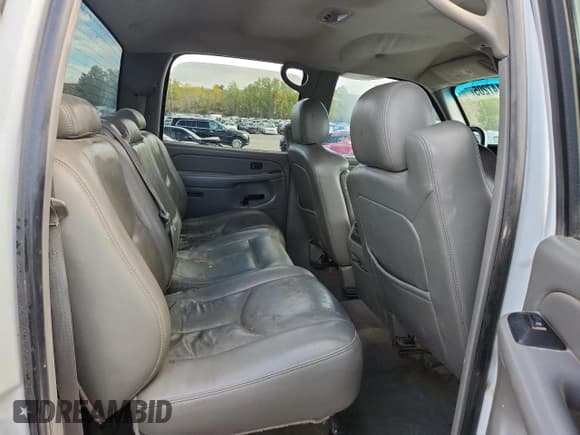 ✅ 2005 GMC Sierra 2500HD SLT • VIN: 1GTHK23215F867661 • Lot: 86147205. Listed on Copart with 412,692 mi. Free auction sales archive from the USA and detailed vehicle history report at DreamBid. Image 10.