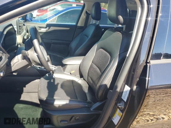 ✅ 2022 Ford Escape SEL • VIN: 1FMCU0H6XNUB38795 • Лот: 81284845. Опубликован ранее на Copart с пробегом 48 182 миль. Бесплатный доступ к архиву аукционных продаж из США и подробный отчёт об истории автомобиля на DreamBid. Изображение 7.