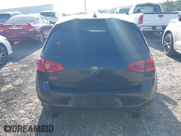 ✅ 2015 Volkswagen Golf GTI S • VIN: 3VWY47AU1FM055562 • Lot: 42530019. Listed on IAAI with 75,308 mi. Free auction sales archive from the USA and detailed vehicle history report at DreamBid. Image 16.