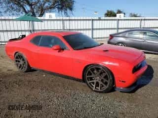 2013 Dodge Challenger R/T Plus z VIN 2C3CDYBT6DH724319, wystawiony jako Copart lot #75309524 z przebiegiem 88 325 mil mil oraz Szkoda całkowita • Salvage title. Historia ofert i sprzedaży dostępna na DreamBid. Obrazek 4.