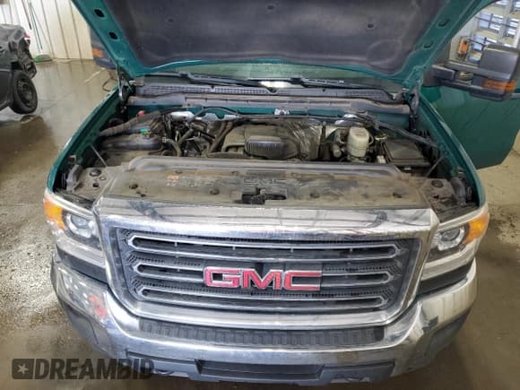 ✅ 2017 GMC Sierra 3500 • VIN: 1GT52VCG0HZ170033 • Lot: 86121365. Wystawiony na Copart z przebiegiem 107 112 mil. Bezpłatny archiwum sprzedaży aukcyjnych z USA i szczegółowy raport historii pojazdu na DreamBid. Zdjęcie 11.