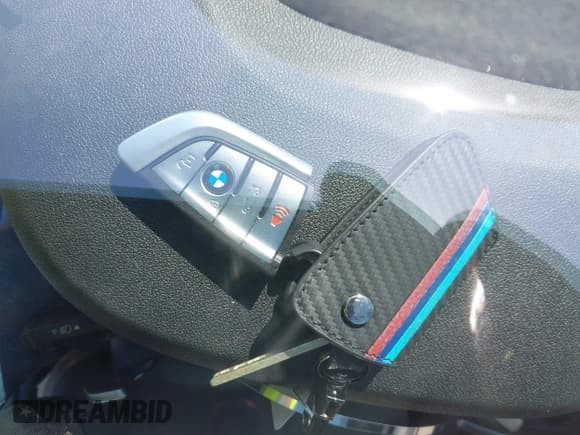 ✅ 2021 BMW 5 Series 530i • VIN: WBA53BH04MWX16672 • Lot: 41963601. Listed on IAAI with 65,155 mi. Free auction sales archive from the USA and detailed vehicle history report at DreamBid. Image 11.