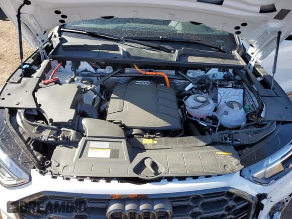 ✅ 2024 Audi Q5 S line Premium Plus • VIN: WA1E2AFY4R2149929 • Lot: 80008485. Listed on Copart with 3,670 mi. Free auction sales archive from the USA and detailed vehicle history report at DreamBid. Image 12.