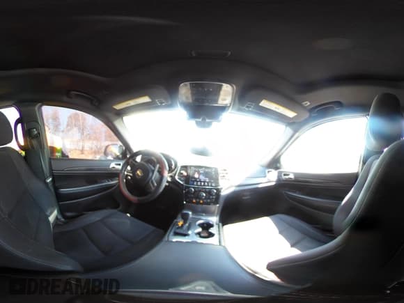 ✅ 2019 Jeep Grand Cherokee Upland • VIN: 1C4RJFAG4KC621150 • Lot: 41782333. Listed on IAAI with 98,801 mi. Free auction sales archive from the USA and detailed vehicle history report at DreamBid. Image 18.