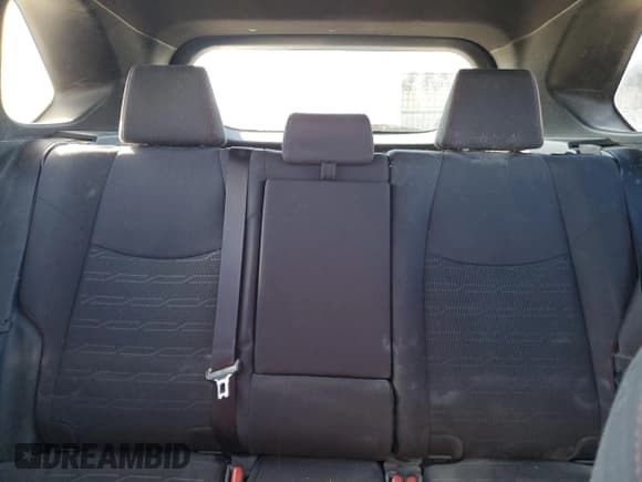 ✅ 2021 Toyota RAV4 SE • VIN: JTMAB3FV2MD059004 • Lot: 81579445. Wystawiony na Copart z przebiegiem 88 877 mil. Bezpłatny archiwum sprzedaży aukcyjnych z USA i szczegółowy raport historii pojazdu na DreamBid. Zdjęcie 10.