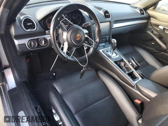 ✅ 2019 Porsche 718 Boxster • VIN: WP0CA2A89KS210405 • Lot: 75160534. Listed on Copart with Not provided. Free auction sales archive from the USA and detailed vehicle history report at DreamBid. Image 8.