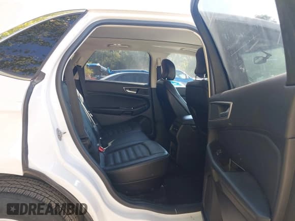 ✅ 2017 Ford Edge SEL • VIN: 2FMPK3J95HBC12471 • Lot: 43304860. Wystawiony na IAAI z przebiegiem 150 687 mil. Bezpłatny archiwum sprzedaży aukcyjnych z USA i szczegółowy raport historii pojazdu na DreamBid. Zdjęcie 8.