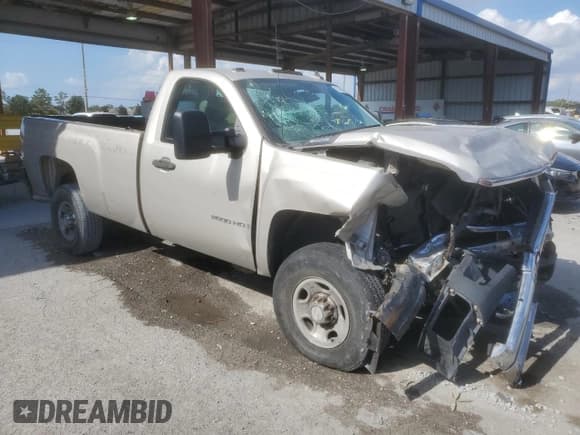 ✅ 2007 Chevrolet Silverado 2500HD Work Truck • VIN: 1GCHC24K07E572023 • Lot: 92369785. Listed on Copart with Not provided. Free auction sales archive from the USA and detailed vehicle history report at DreamBid. Image 4.