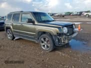 ✅ 2015 Jeep Patriot Latitude • VIN: 1C4NJPFA4FD372616 • Lot: 68017615. Wystawiony na Copart z przebiegiem 102 303 mil. Bezpłatny archiwum sprzedaży aukcyjnych z USA i szczegółowy raport historii pojazdu na DreamBid. Zdjęcie 4.