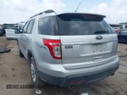 ✅ 2013 Ford Explorer XLT • VIN: 1FM5K7D84DGA93803 • Lot: 42131061. Wystawiony na IAAI z przebiegiem 142 692 mil. Bezpłatny archiwum sprzedaży aukcyjnych z USA i szczegółowy raport historii pojazdu na DreamBid. Zdjęcie 3.