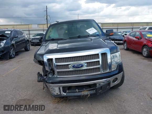 ✅ 2011 Ford F-150 XLT • VIN: 1FTFW1CT2BFB10035 • Lot: 42465251. Wystawiony na IAAI z przebiegiem 156 924 mil. Bezpłatny archiwum sprzedaży aukcyjnych z USA i szczegółowy raport historii pojazdu na DreamBid. Zdjęcie 12.