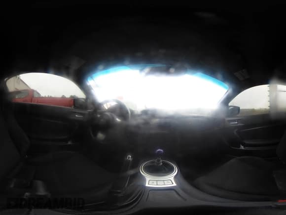 ✅ 2017 Subaru BRZ Premium • VIN: JF1ZCAB17H9601056 • Lot: 42904509. Wystawiony na IAAI z przebiegiem 162 472 mil. Bezpłatny archiwum sprzedaży aukcyjnych z USA i szczegółowy raport historii pojazdu na DreamBid. Zdjęcie 18.