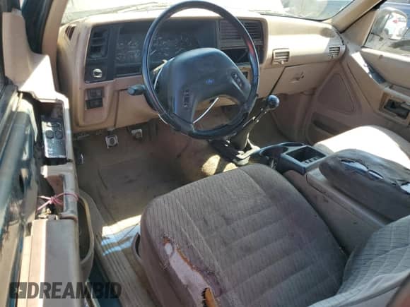 1994 Ford Explorer Eddie Bauer z VIN 1FMCU22X6RUB20958, wystawiony jako Copart lot #80114745 z przebiegiem 3 428 mil mil oraz Szkoda całkowita • Salvage title. Historia ofert i sprzedaży dostępna na DreamBid. Obrazek 8.