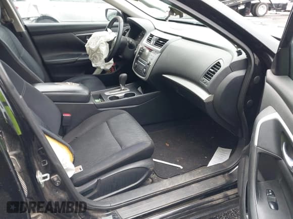 ✅ 2017 Nissan Altima SL • VIN: 1N4AL3AP9HC244528 • Lot: 42345175. Listed on IAAI with 271,003 mi. Free auction sales archive from the USA and detailed vehicle history report at DreamBid. Image 5.