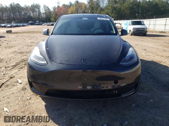 ✅ 2024 Tesla Model Y Long Range • VIN: 7SAYGAEE8RF074213 • Lot: 50637445. Listed on Copart with 25,722 mi. Free auction sales archive from the USA and detailed vehicle history report at DreamBid. Image 5.