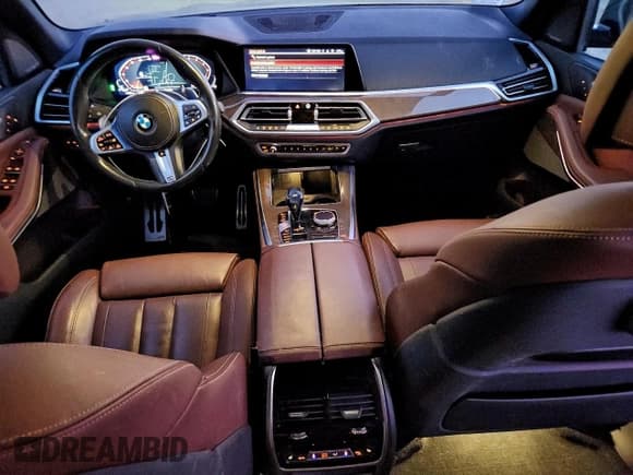 ✅ 2019 BMW X5 xDrive40i • VIN: 5UXCR6C56KLL03037 • Lot: 94828855. Listed on Copart with 97,638 mi. Free auction sales archive from the USA and detailed vehicle history report at DreamBid. Image 8.