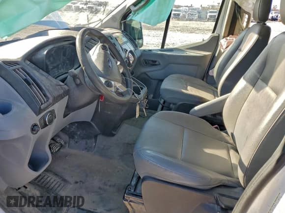 ✅ 2018 Ford Transit Passenger XL • VIN: 1FBZX2ZM2JKB36502 • Lot: 94441595. Wystawiony na Copart z przebiegiem 70 311 mil. Bezpłatny archiwum sprzedaży aukcyjnych z USA i szczegółowy raport historii pojazdu na DreamBid. Zdjęcie 7.
