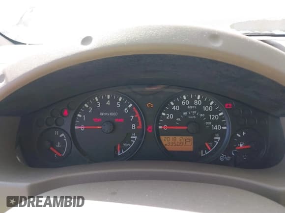 ✅ 2015 Nissan Frontier SV • VIN: 1N6AD0ER4FN766466 • Lot: 43353011. Wystawiony na IAAI z przebiegiem 201 812 mil. Bezpłatny archiwum sprzedaży aukcyjnych z USA i szczegółowy raport historii pojazdu na DreamBid. Zdjęcie 7.