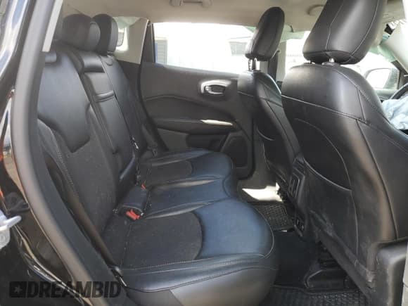 ✅ 2019 Jeep Compass Latitude • VIN: 3C4NJDBB5KT767907 • Lot: 53292015. Listed on Copart with 116,072 mi. Free auction sales archive from the USA and detailed vehicle history report at DreamBid. Image 12.