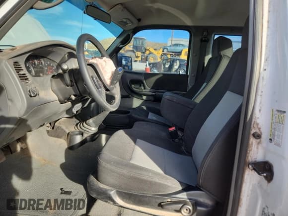 ✅ 2006 Ford Ranger XL • VIN: 1FTZR15E76PA67007 • Lot: 90716195. Listed on Copart with 47,949 mi. Free auction sales archive from the USA and detailed vehicle history report at DreamBid. Image 7.