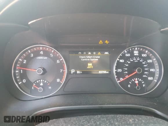 ✅ 2019 Kia Forte EX • VIN: 3KPF54AD1KE084828 • Лот: 81660705. Опубликован ранее на Copart с пробегом 83 706 миль. Бесплатный доступ к архиву аукционных продаж из США и подробный отчёт об истории автомобиля на DreamBid. Изображение 9.