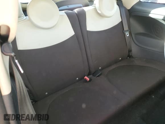 ✅ 2012 FIAT 500 Pop • VIN: 3C3CFFDRXCT171762 • Лот: 87410785. Опубликован ранее на Copart с пробегом 121 560 миль. Бесплатный доступ к архиву аукционных продаж из США и подробный отчёт об истории автомобиля на DreamBid. Изображение 10.