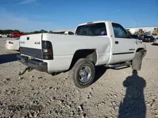 2001 Dodge 1500 z VIN 1B7HF16Y91S786021, wystawiony jako Copart lot #77016644 z przebiegiem 154 083 mil mil oraz Szkoda całkowita • Salvage title. Historia ofert i sprzedaży dostępna na DreamBid. Obrazek 3.