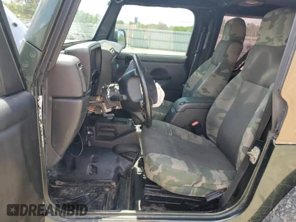 2005 Jeep Wrangler X с VIN 1J4FA39S45P319326, выставлен на аукционе Copart как лот 64983495 с пробегом 156 551 миль миль и Списание • Salvage title. История ставок и продаж доступна на DreamBid. Изображение 7.