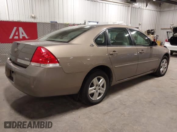✅ 2006 Chevrolet Impala LS • VIN: 2G1WB58K969338138 • Lot: 43652554. Listed on IAAI with 204,332 mi. Free auction sales archive from the USA and detailed vehicle history report at DreamBid. Image 4.