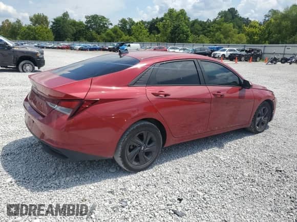 2021 Hyundai Elantra SEL с VIN KMHLM4AG7MU065832, выставлен на аукционе Copart как лот 68931105 с пробегом 108 679 миль миль и Списание • Salvage title. История ставок и продаж доступна на DreamBid. Изображение 3.
