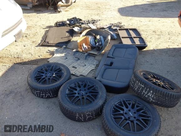 ✅ 2023 Hyundai Kona Limited • VIN: KM8K53AG6PU163791 • Lot: 43637198. Listed on IAAI with 26,338 mi. Free auction sales archive from the USA and detailed vehicle history report at DreamBid. Image 12.