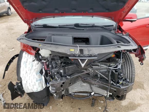 ✅ 2024 VinFast VF 8 Plus • VIN: RLLV1AFA3RH007957 • Лот: 68978245. Опубликован ранее на Copart с пробегом Не указан. Бесплатный доступ к архиву аукционных продаж из США и подробный отчёт об истории автомобиля на DreamBid. Изображение 11.