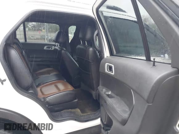 ✅ 2013 Ford Explorer Limited • VIN: 1FM5K7F81DGB93158 • Lot: 43826125. Wystawiony na IAAI z przebiegiem 190 603 mil. Bezpłatny archiwum sprzedaży aukcyjnych z USA i szczegółowy raport historii pojazdu na DreamBid. Zdjęcie 8.