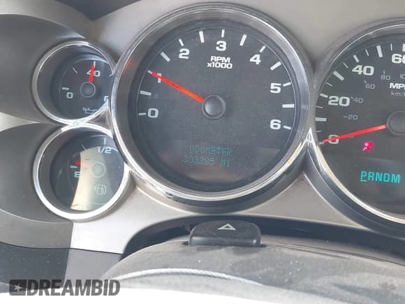 ✅ 2011 Chevrolet Silverado 2500HD • VIN: 1GB1KVCG6BF126811 • Lot: 43367531. Listed on IAAI with 303,285 mi. Free auction sales archive from the USA and detailed vehicle history report at DreamBid. Image 15.