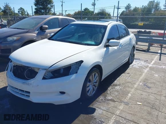 ✅ 2012 Honda Accord EX-L • VIN: 1HGCP3F89CA041587 • Lot: 43504840. Listed on IAAI with 192,709 mi. Free auction sales archive from the USA and detailed vehicle history report at DreamBid. Image 2.