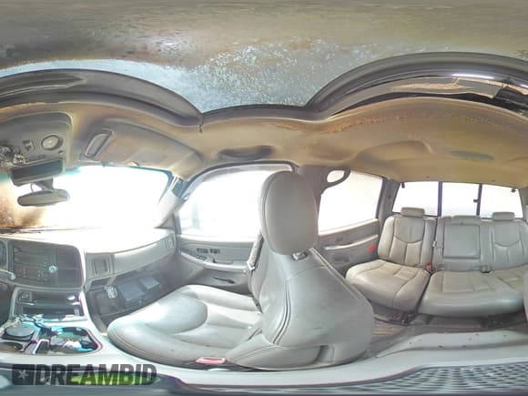 ✅ 2007 Chevrolet Silverado 2500HD LT3 • VIN: 1GCHK23D87F157726 • Lot: 60257505. Wystawiony na Copart z przebiegiem Nie podano. Bezpłatny archiwum sprzedaży aukcyjnych z USA i szczegółowy raport historii pojazdu na DreamBid. Zdjęcie 14.