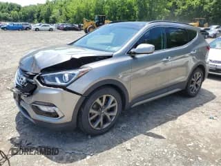 ✅ 2018 Hyundai Santa Fe Ultimate • VIN: 5XYZWDLA5JG505481 • Лот: 60621944. Опубликован ранее на Copart с пробегом 109 058 миль. Бесплатный доступ к архиву аукционных продаж из США и подробный отчёт об истории автомобиля на DreamBid. Изображение 1.